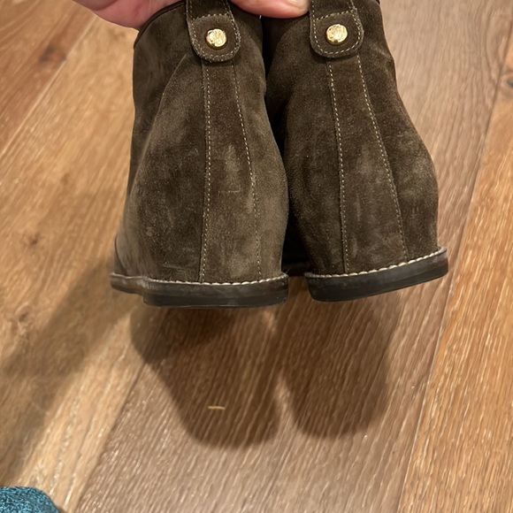 Stuart Weitzman 6.5 suede ankle booties - Picture 6 of 7